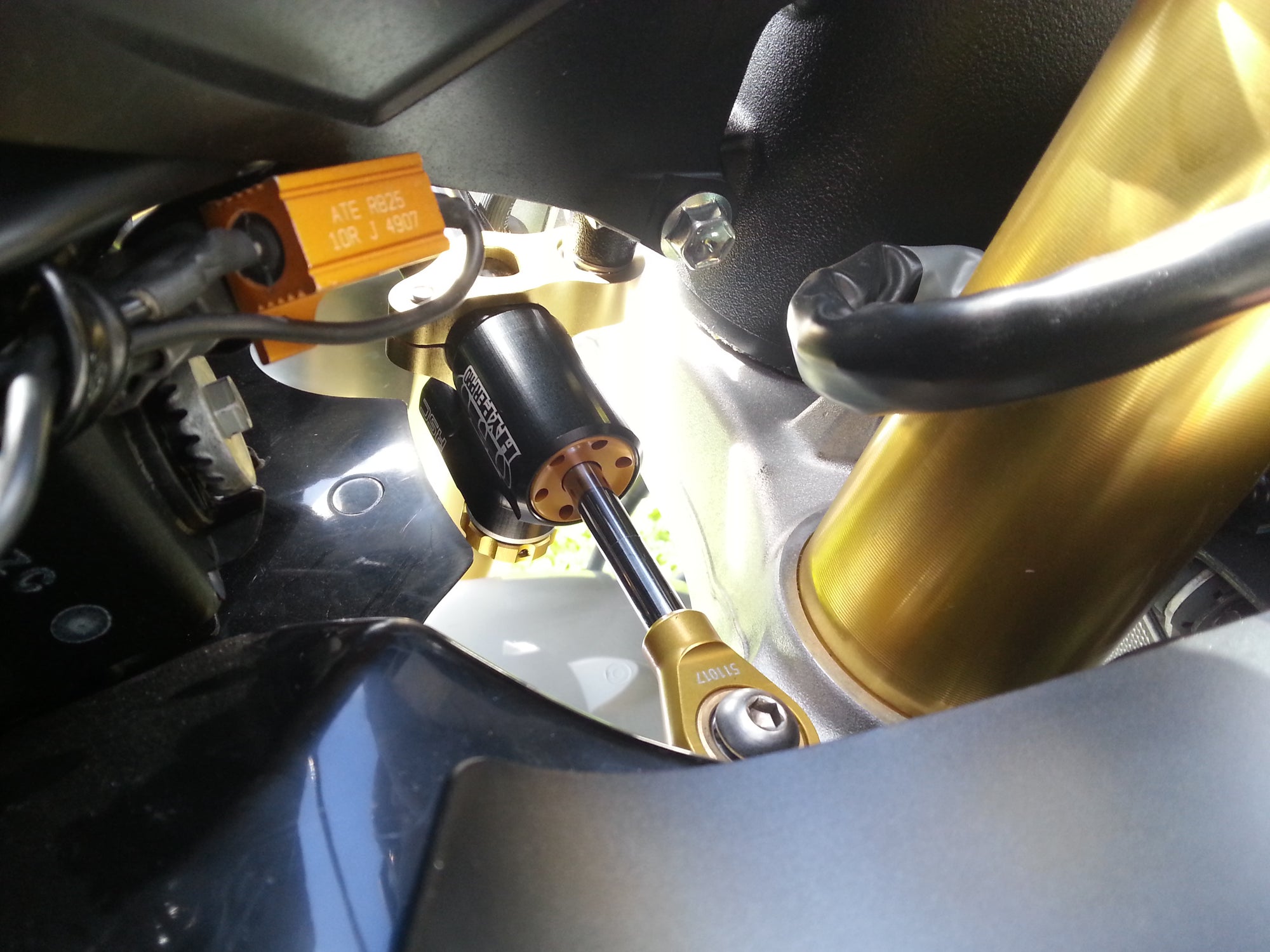 Steering Damper Mounting Kit