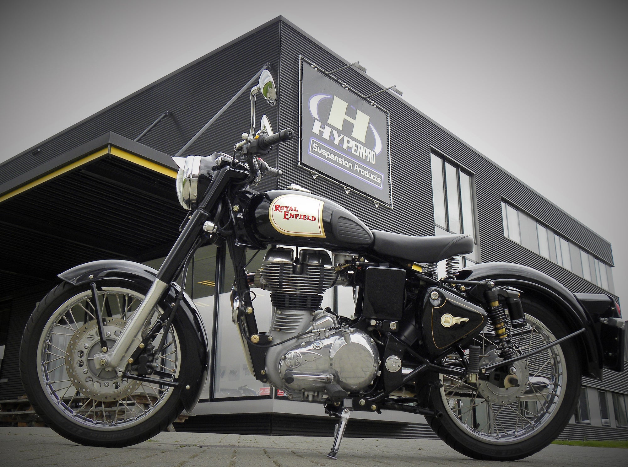 Type 367 Piggyback Reservoir Twin Shocks