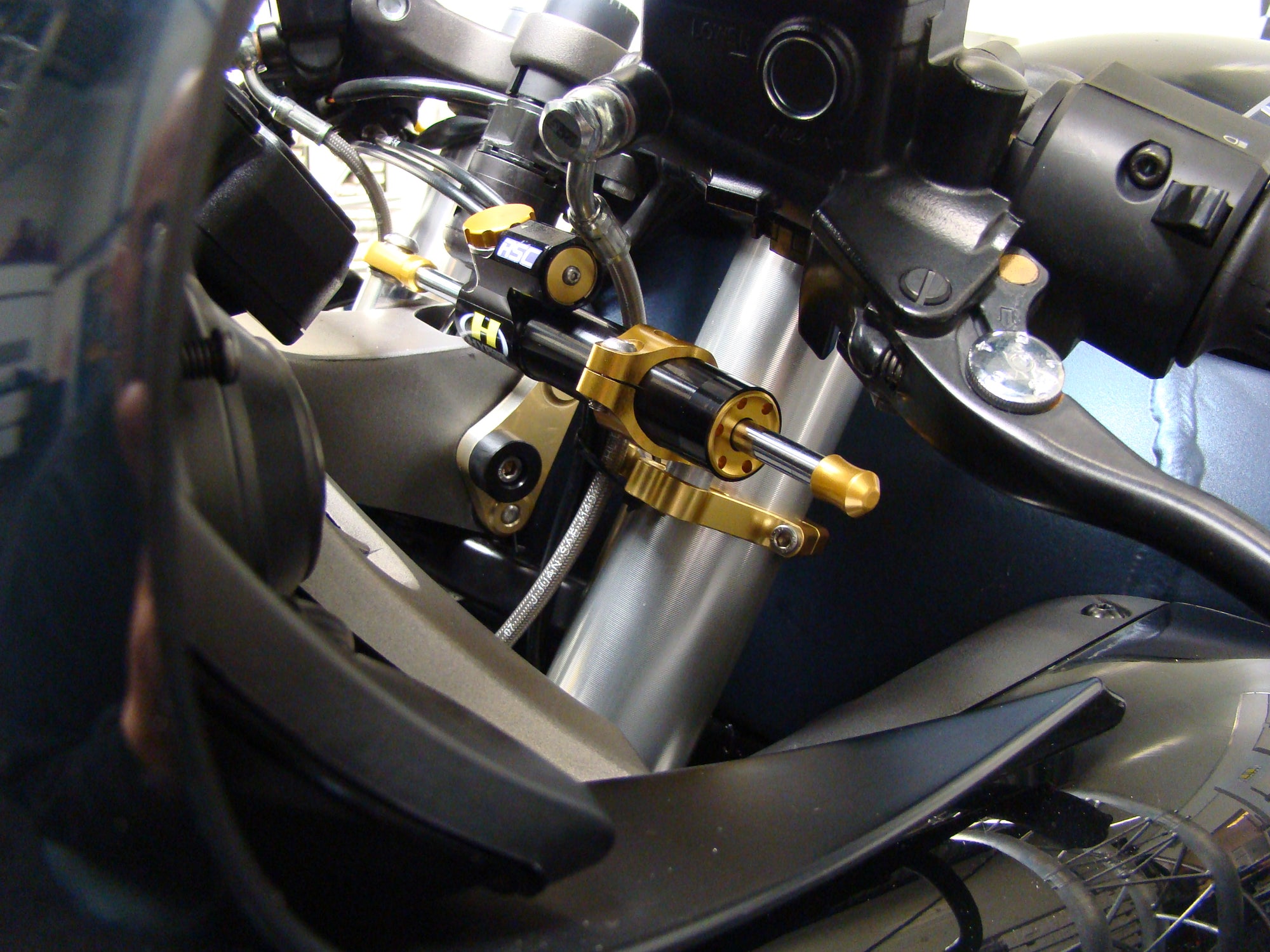 Steering Damper Mounting Kit