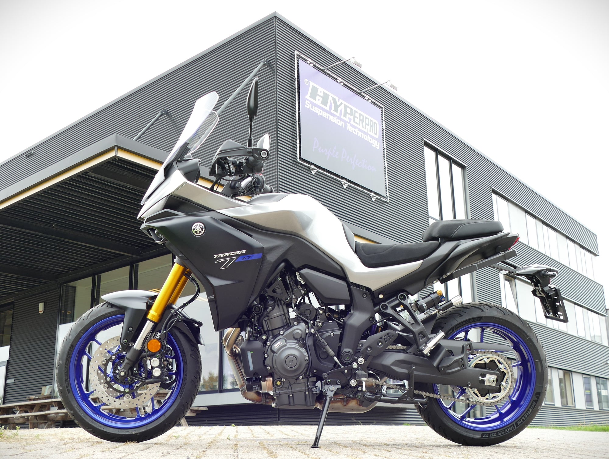 Type 461 Hose-Attached Reservoir Shock