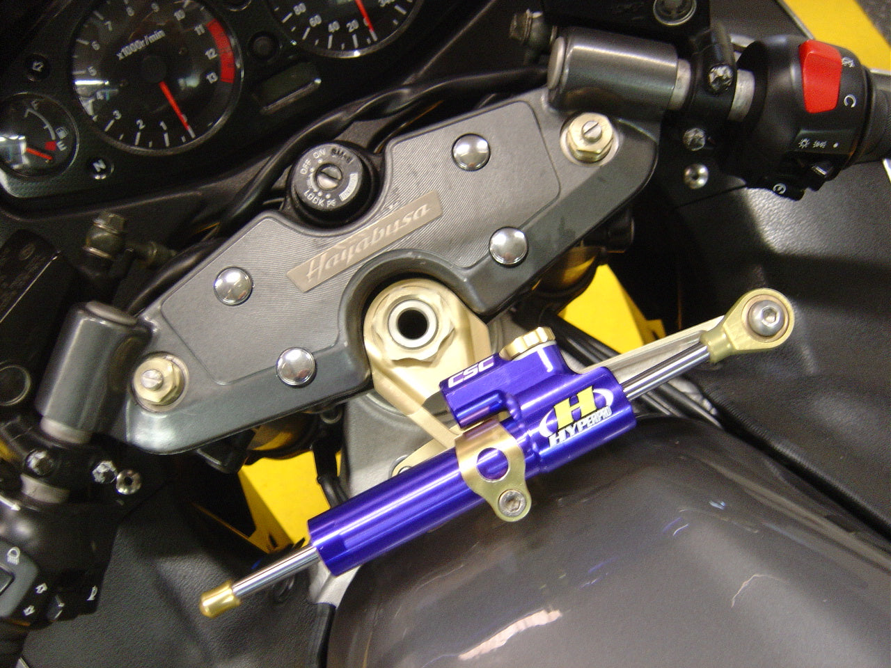 Steering Damper Mounting Kit