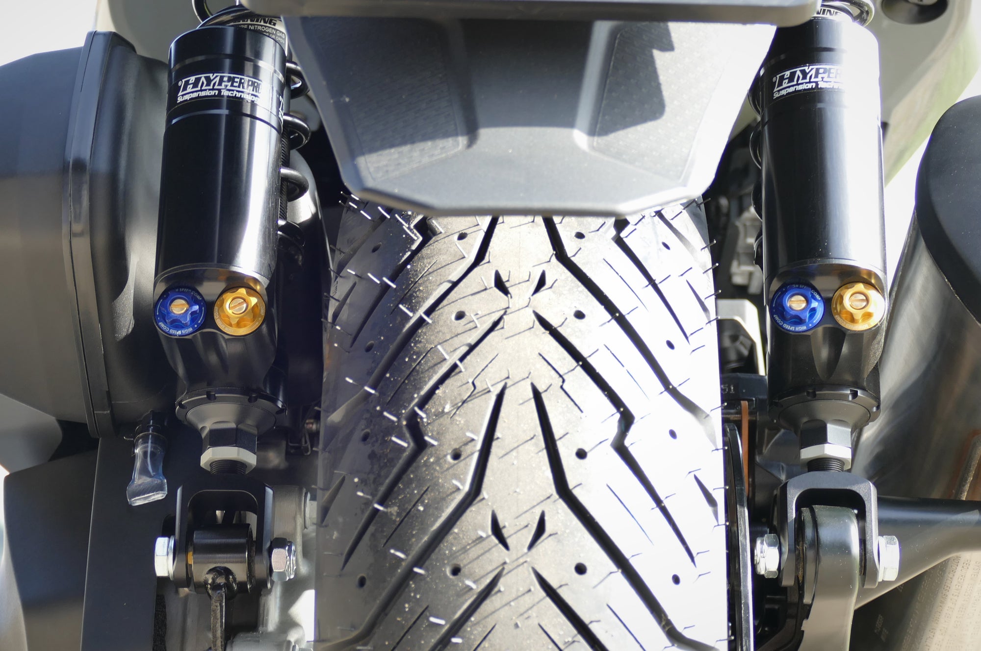Type 367 Piggyback Reservoir Twin Shocks
