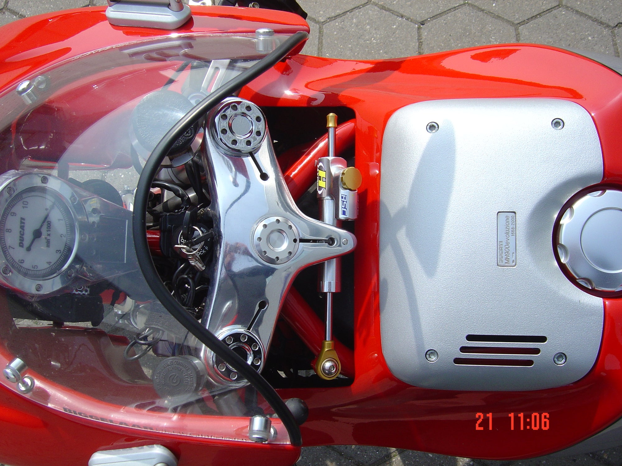 Steering Damper Mounting Kit